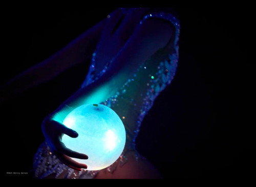 Светодиодный мяч для художественной гимнастики S (15 см)